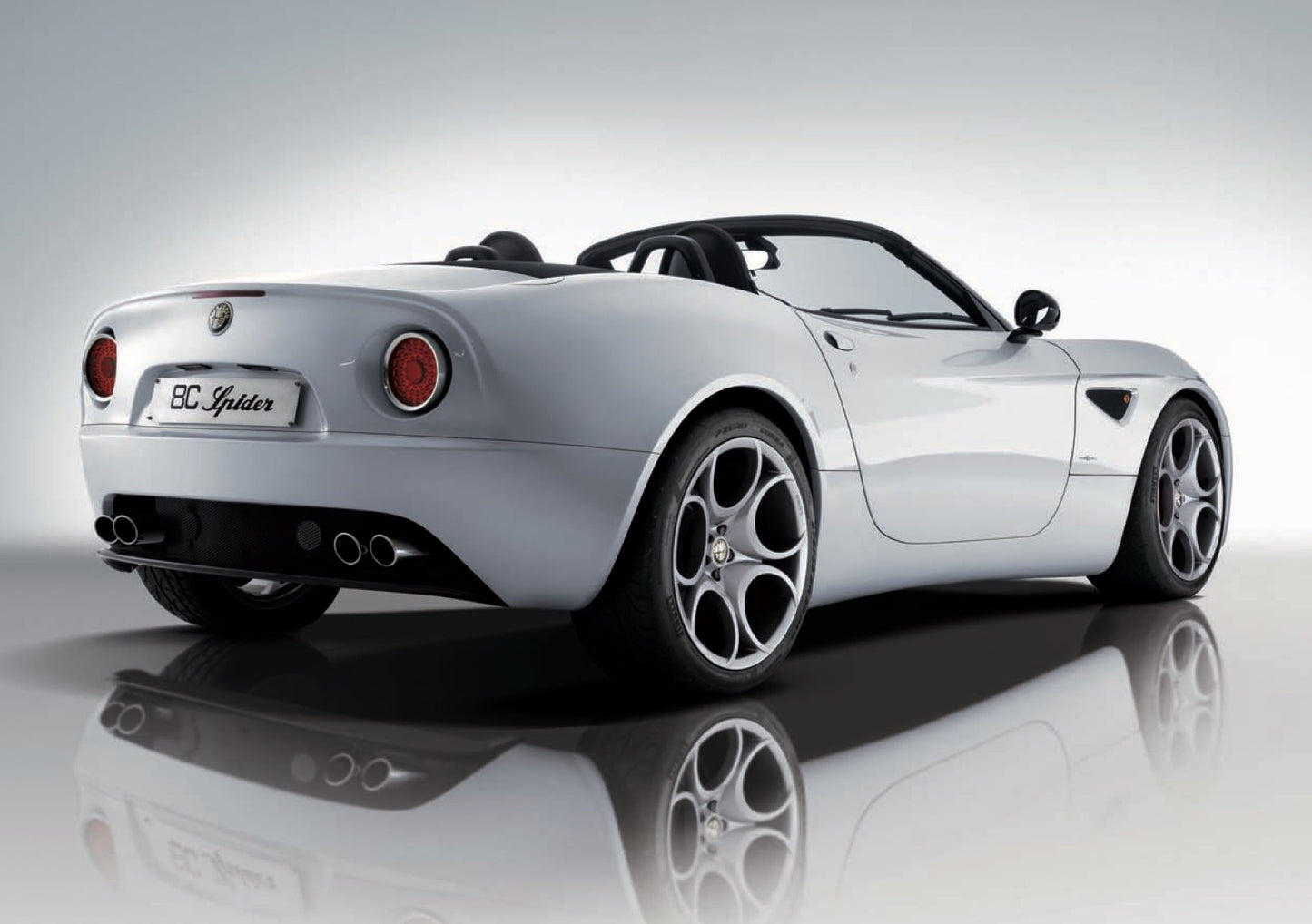 2009-2010 Alfa Romeo 8C Spider Owner's Manual | English